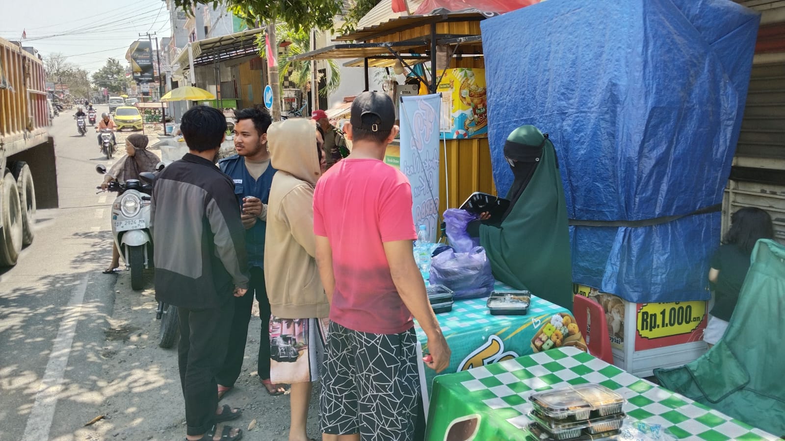 F2 Aneka Nasi Dan Kue